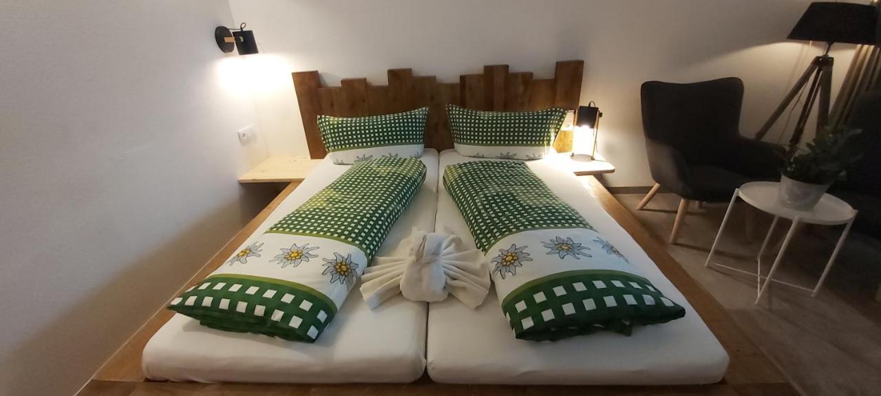 Zugspitzchalets Biberwier Esterno foto